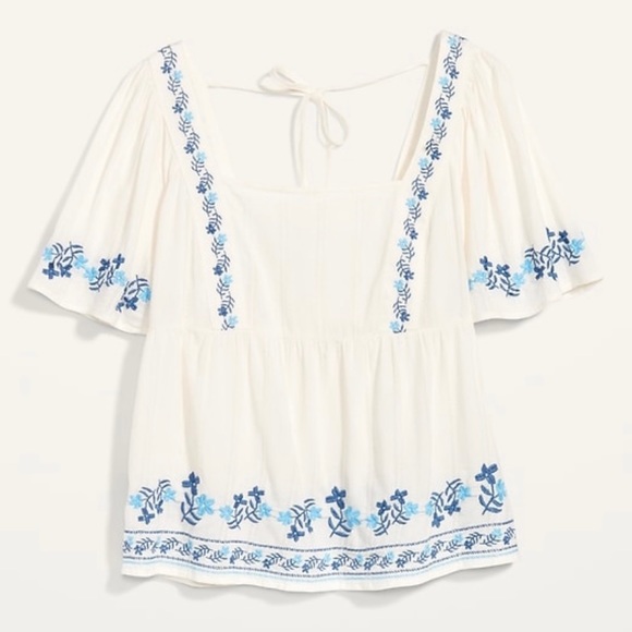 SOLD embroidered blouse - Picture 1 of 8